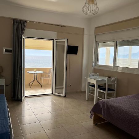Pelini Apartamento Kalamaki  Exterior foto
