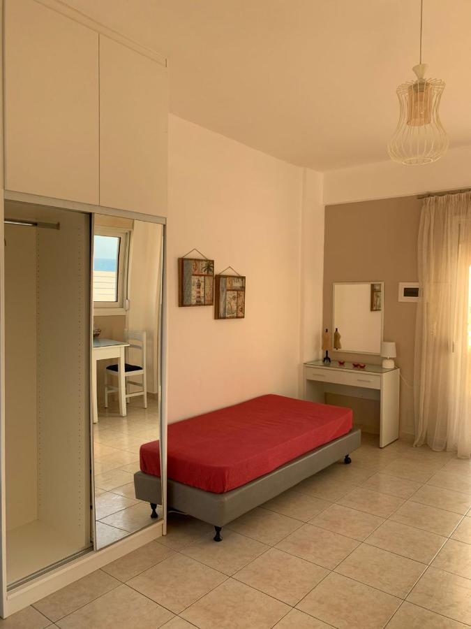 Pelini Apartamento Kalamaki  Exterior foto