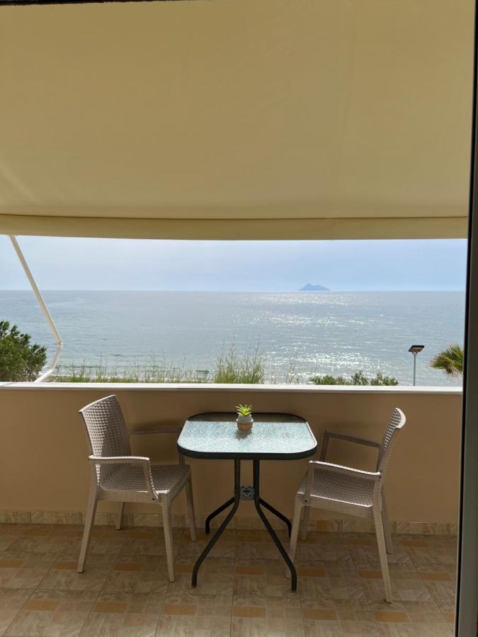 Pelini Apartamento Kalamaki  Exterior foto