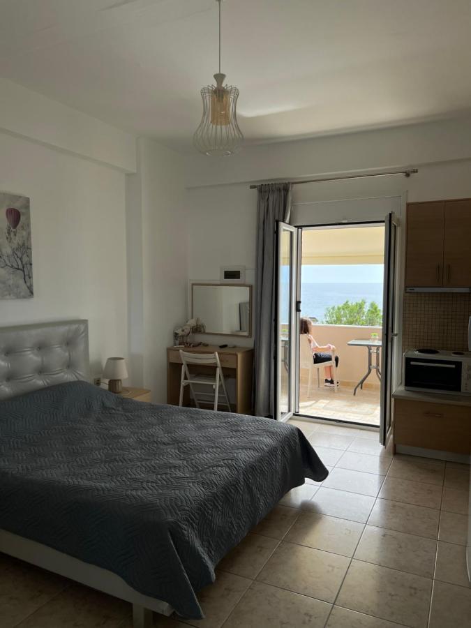 Pelini Apartamento Kalamaki  Exterior foto