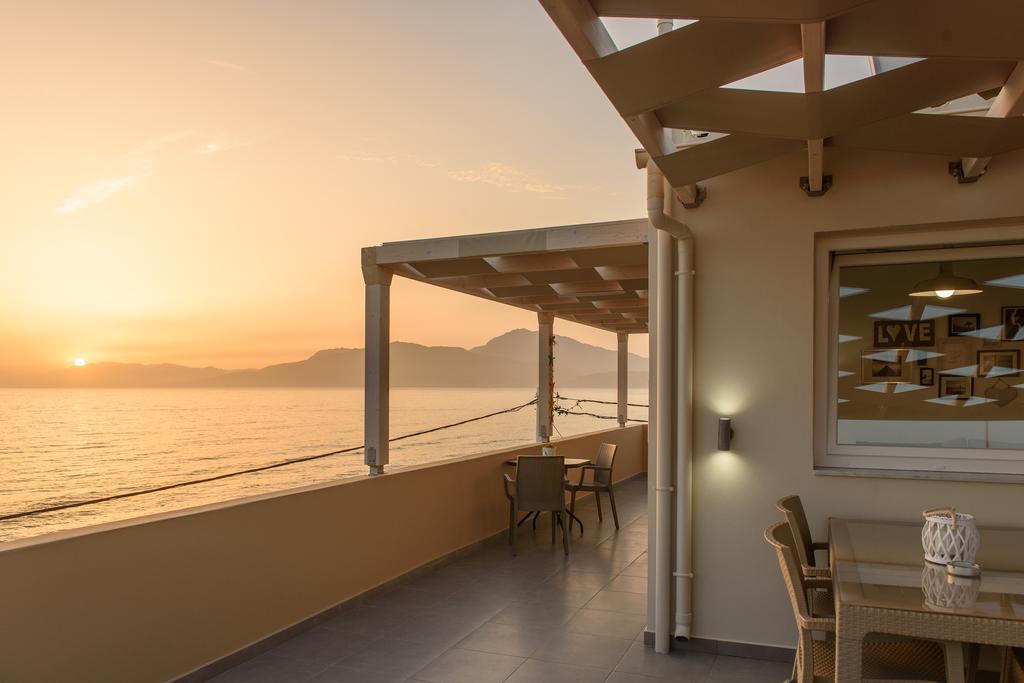 Pelini Apartamento Kalamaki  Exterior foto